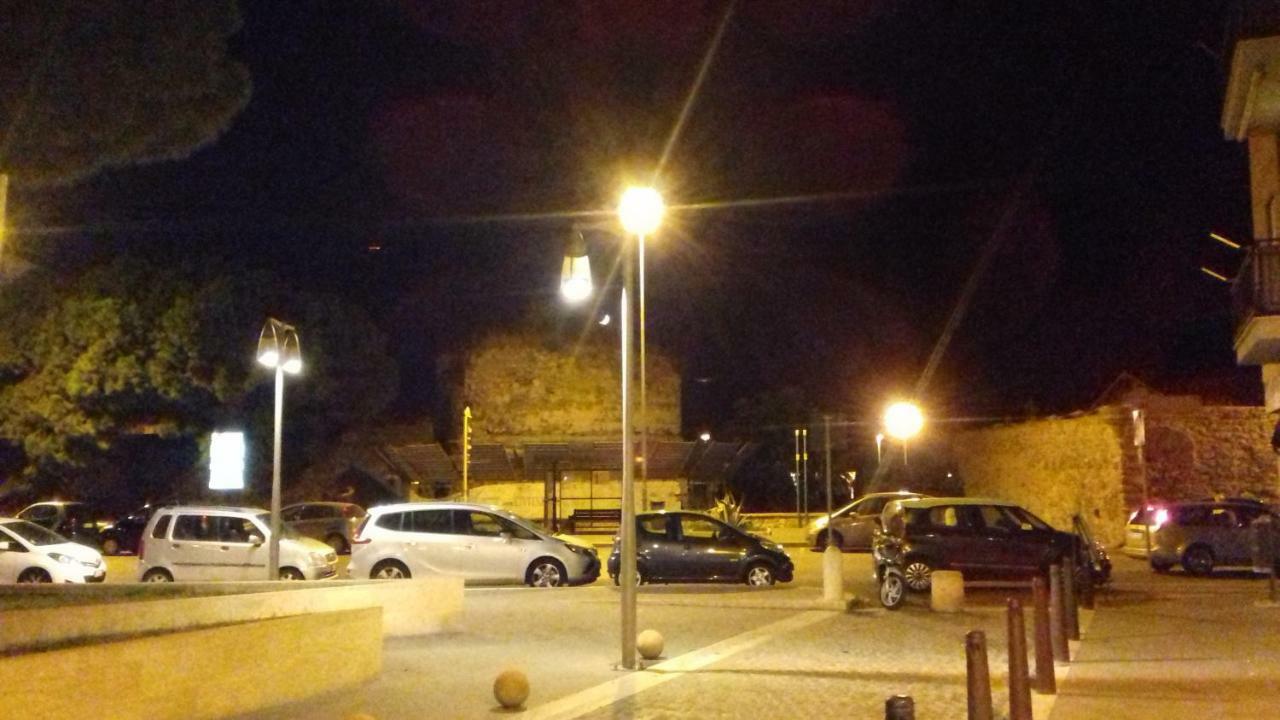Villa dorshaouse Civitavecchia Exterior foto